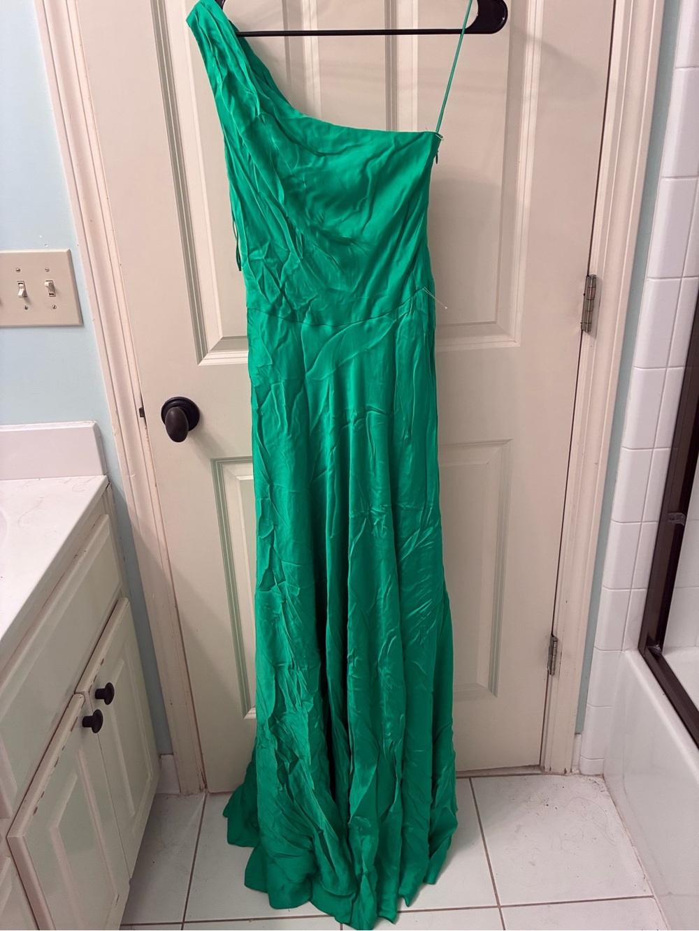 RARE! Ralph Lauren Vibrant Emerald Green One-Shoulder 100% Silk Maxi Dress